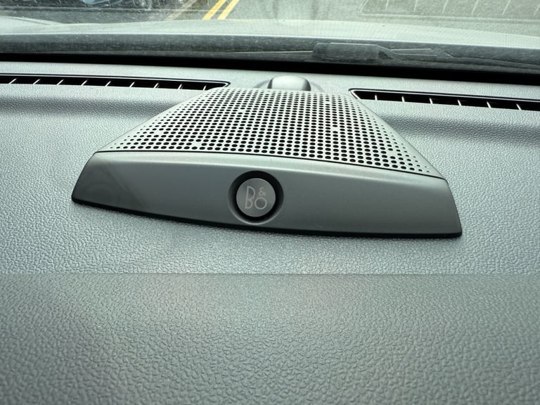 2024 Ford Puma 1.0T EcoBoost Hybrid mHEV ST 5dr DCT - Only 2,700 miles! Hatchback Petrol Automatic