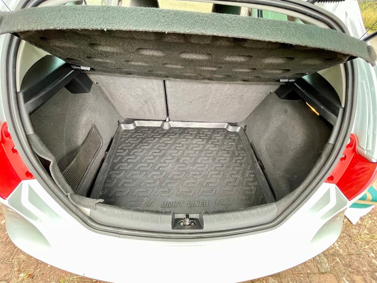 Seat, LEON, Hatchback, 2011, Manual, 1598 (cc), 5 doors