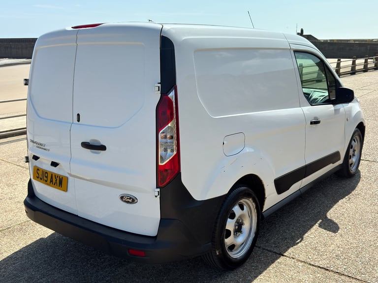 2019 Ford Transit Connect 200 - Long MOT - Crew Cab - 2 Keys - ULEZ Compliant