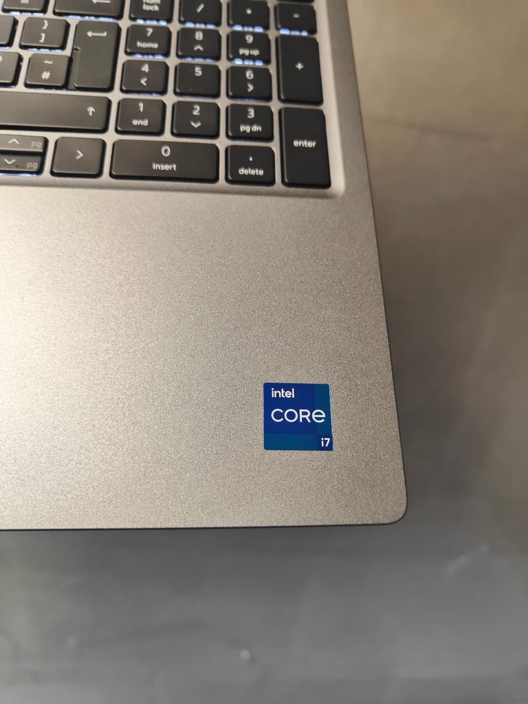 *ALMOST NEW* Dell Latitude 5540 2022