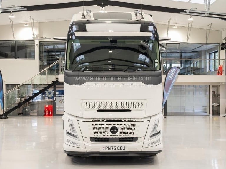2025 (75) VOLVO FH 540 GLOBETROTTER XL 6X2 MIDLIFT