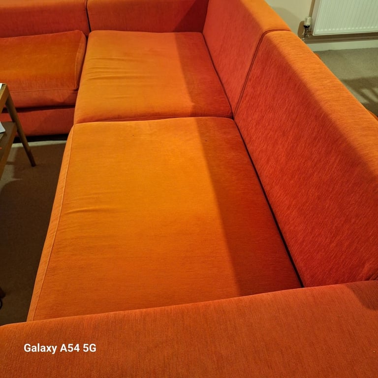Sofas living room 4 piece very good condition 
