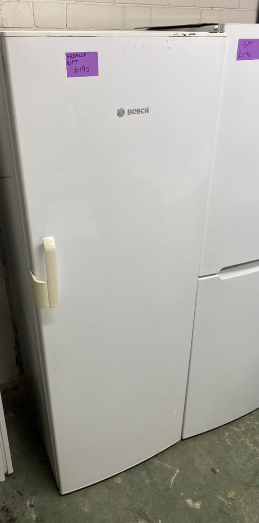 image for ☎️WHITE BOSCH 6FT UPRIGHT FREEZER 