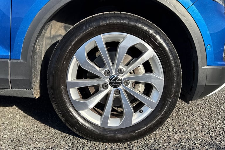 2022 Volkswagen T-Roc 1.0 TSI Life Euro 6 (s/s) 5dr SUV PETROL Manual