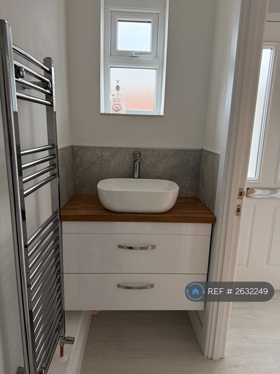3 bedroom house in Larchgrove Walk, Weston-Super-Mare, BS22 (3 bed) (#2632249)