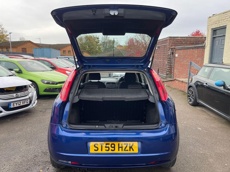 2009 Fiat Grande Punto 1.4 Active Auto Euro 4 3dr HATCHBACK Petrol Automatic