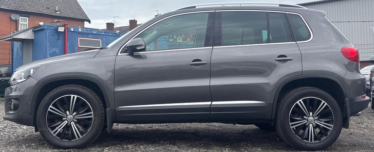 2013 Volkswagen Tiguan 2.0 TDI BlueMotion Tech Match DSG 4WD Euro 5 (s/s) 5dr ESTATE Diesel Autom...