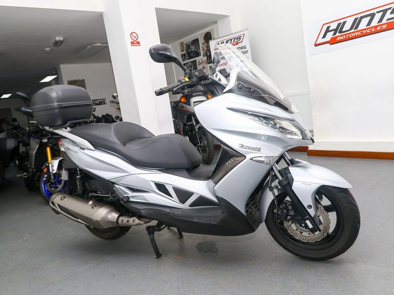 2015, '15 reg. Kawasaki J300 Special Edition ABS Scooter. 3,548 MILES. £2,995
