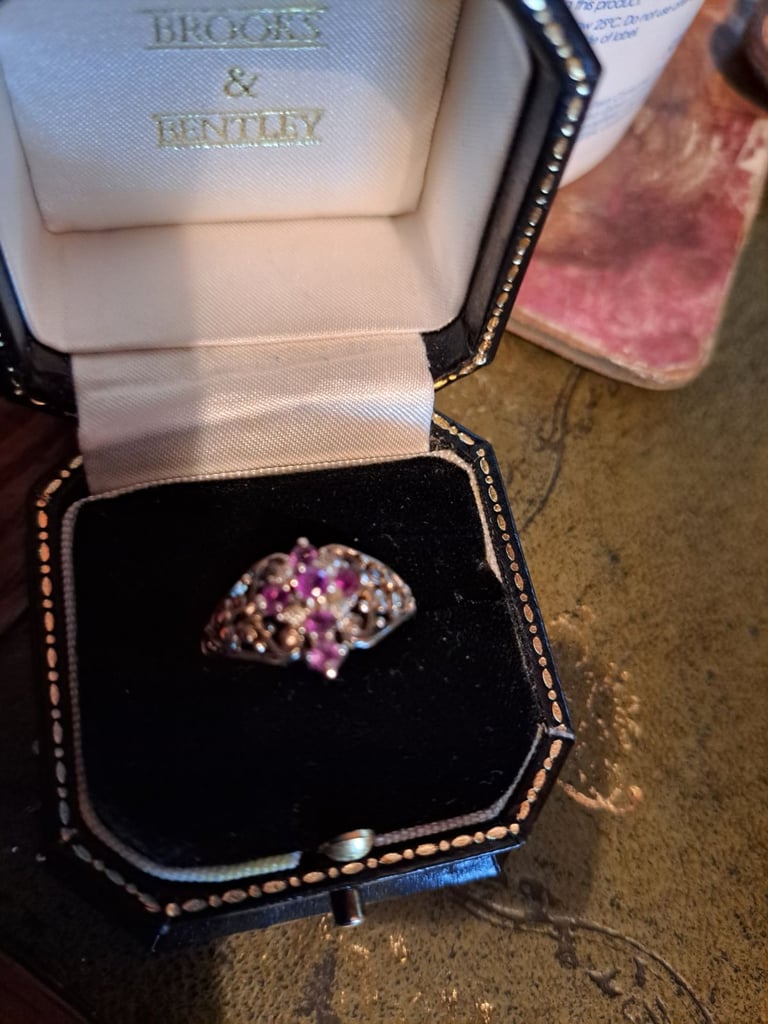 Brooks and Bentley Amethyst Cross Ring