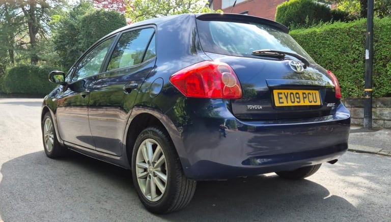 Toyota Auris 1.3 TR. Very low mileage. Comprehensive Service History 
