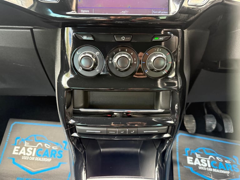 2015 DS Automobiles DS 3 1.2 PureTech DStyle Euro 6 (s/s) 3dr HATCHBACK Petrol Manual