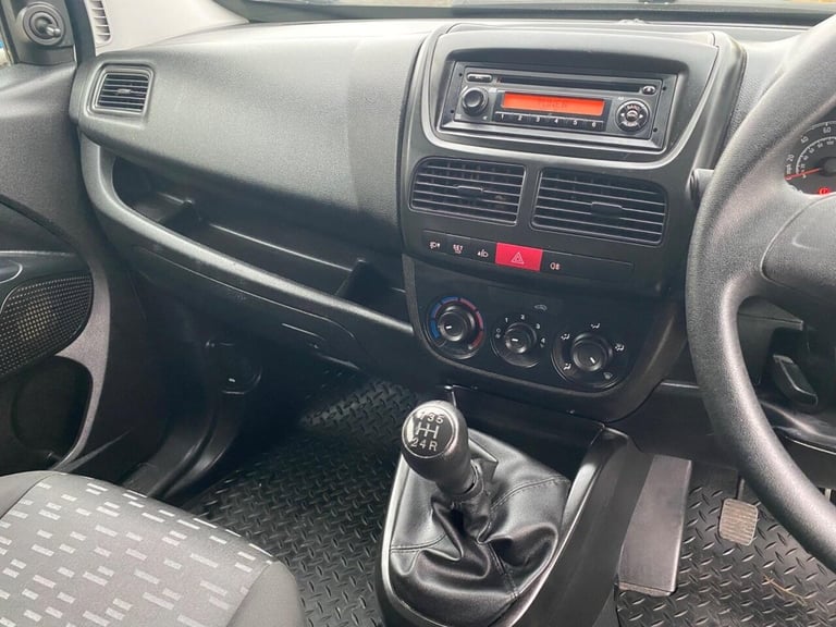 2018 Vauxhall Combo 2000 1.3 CDTI 16V 95ps H1 Van Euro 6 [Start Stop] PANEL VAN DIESEL Manual