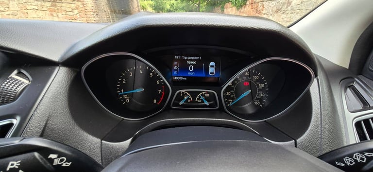 Ford FOCUS Titanium 5 door, Hatchback, 2018, BRAND NEW ENGINE. 12 months mot