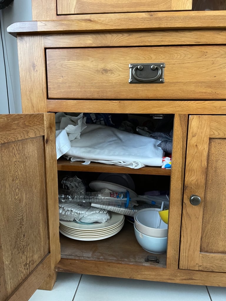 Solid oak kitchen dresser - medium brown