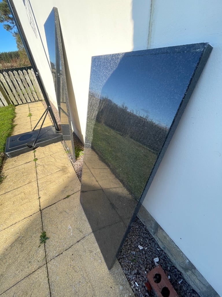 Black Granite Kitchen Worktop – 121cm x 60cm x 3cm – £50 (Collection Only)