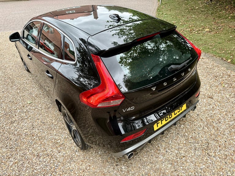 2016 Volvo V40 2.0 V40 R-design D2 5dr Hatchback Diesel Manual