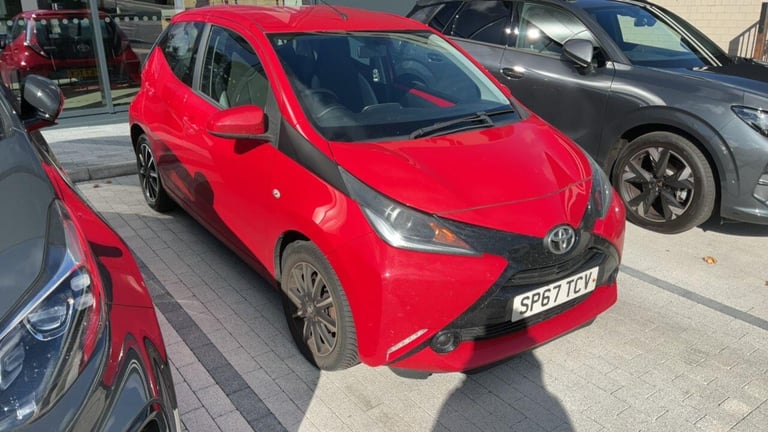2017 Toyota AYGO 1.0 VVT-i x-play Hatchback 5dr Petrol x-shift Euro 6 (68 ps) HATCHBACK Petrol Au...