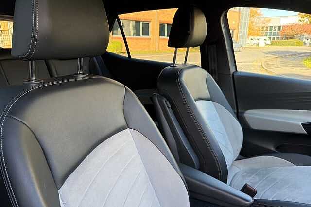 2022 Volkswagen ID.3 150kW Family Pro Performance 58kWh 5dr Auto Hatchback ELECTRIC Automatic