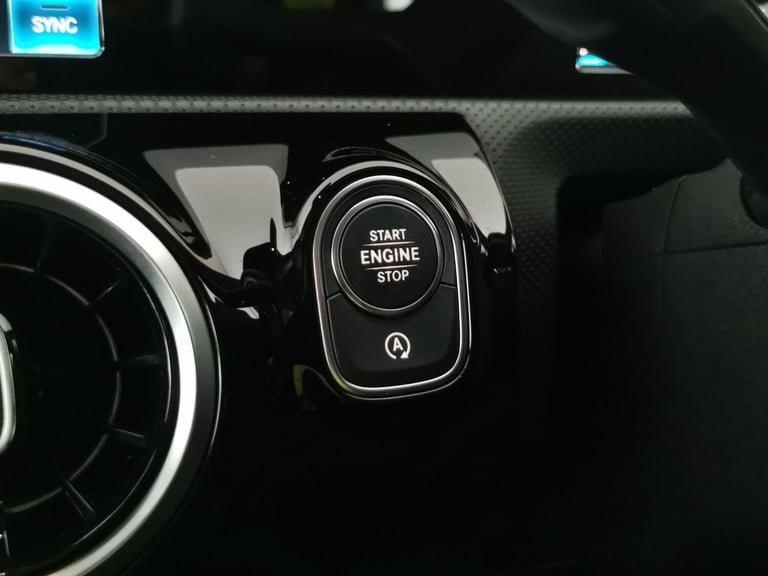 2019 Mercedes-Benz A-Class A180d Sport 5dr Auto HATCHBACK DIESEL Automatic