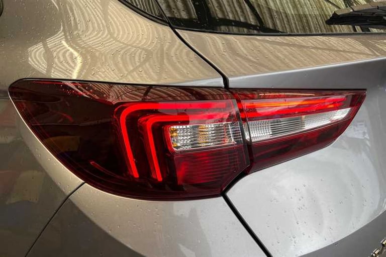 2018 Vauxhall Grandland X 1.5 Turbo D SE 5dr HATCHBACK DIESEL Manual