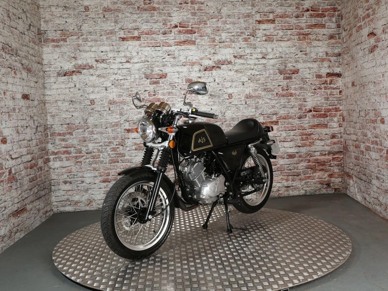AJS CADWELL 125 - 2023 Petrol Manual in Black
