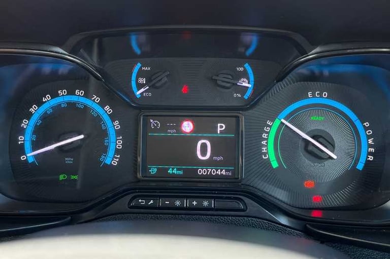 2025 Toyota PROACE CITY Verso 100kW Shuttle Long 50kWh 5dr Auto MPV ELECTRIC Automatic