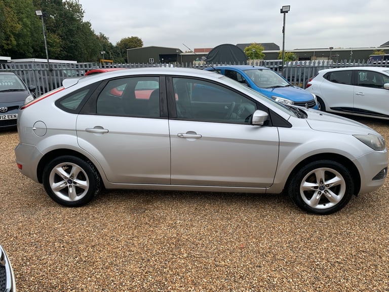2009 Ford Focus 1.8 Zetec 5dr HATCHBACK Petrol Manual