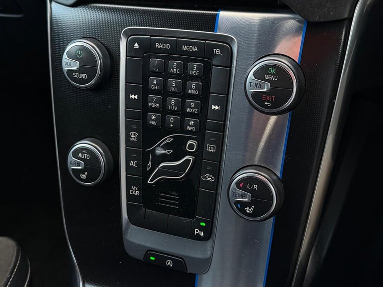 VOLVO V40 2.0 D4 R-Design Euro 6 (s/s) 5dr 2015