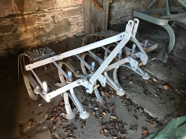 image for Seven Tine Grubber (Tractor Implement)