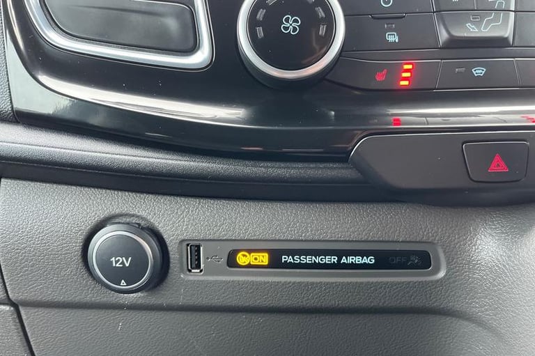 2019 Ford Transit Custom 2.0 EcoBlue 170ps Low Roof D/Cab Limited Van Auto PANEL VAN DIESEL Autom...