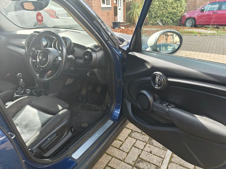Mini, HATCHBACK, Hatchback, 2015, Manual, 1496 (cc), 5 doors