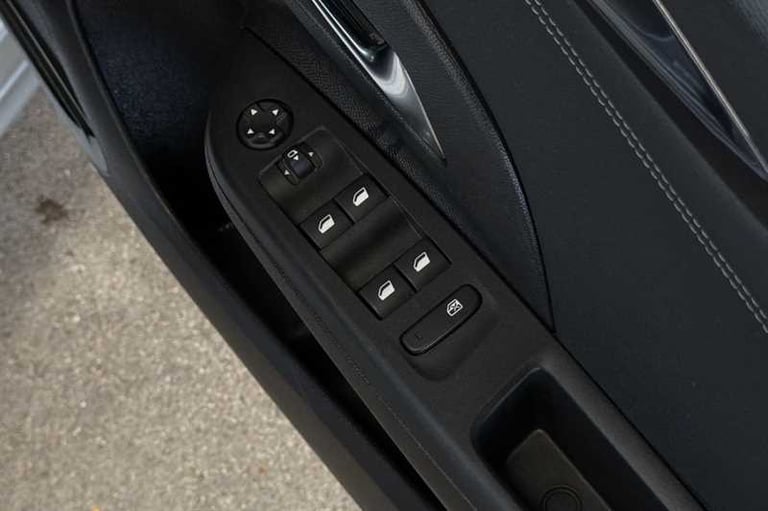 2022 Vauxhall Corsa 1.5 Turbo D Elite Edition Hatchback 5dr Diesel Manual Euro 6 (s/s) (102 ps) H...