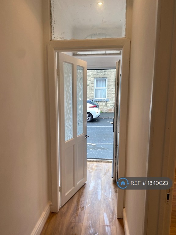 2 bedroom house in Hovis Street, Manchester, M11 (2 bed) (#1840023)