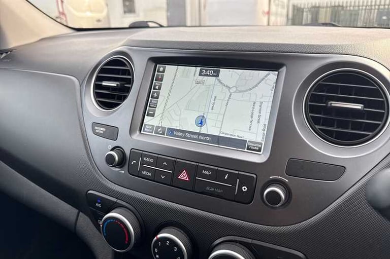 2019 Hyundai i10 1.0 Play Hatchback 5dr Petrol Manual Euro 6 (67 ps) Hatchback Petrol Manual