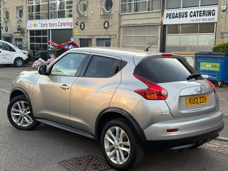 2012 Nissan Juke 1.6 Acenta 5dr [Premium Pack] HATCHBACK PETROL Manual