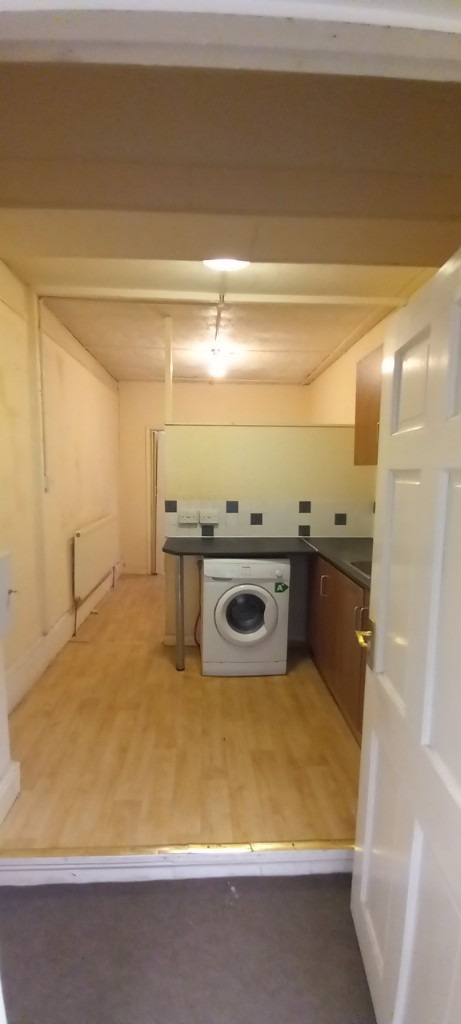 **LET BY**1 BEDROOM**GROUND FLOOR FLAT**LONGTON**
