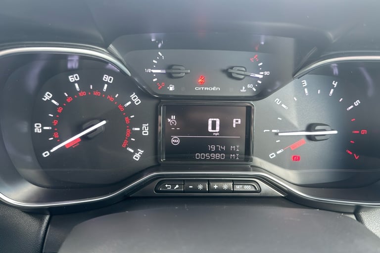  Citroen C3 Aircross 1.2 Puretech Max Suv 5dr Petrol Eat6 Euro 6 s/s 130 Ps