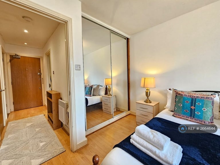 1 bedroom flat in Central House, London, E15 (1 bed) (#2664644)