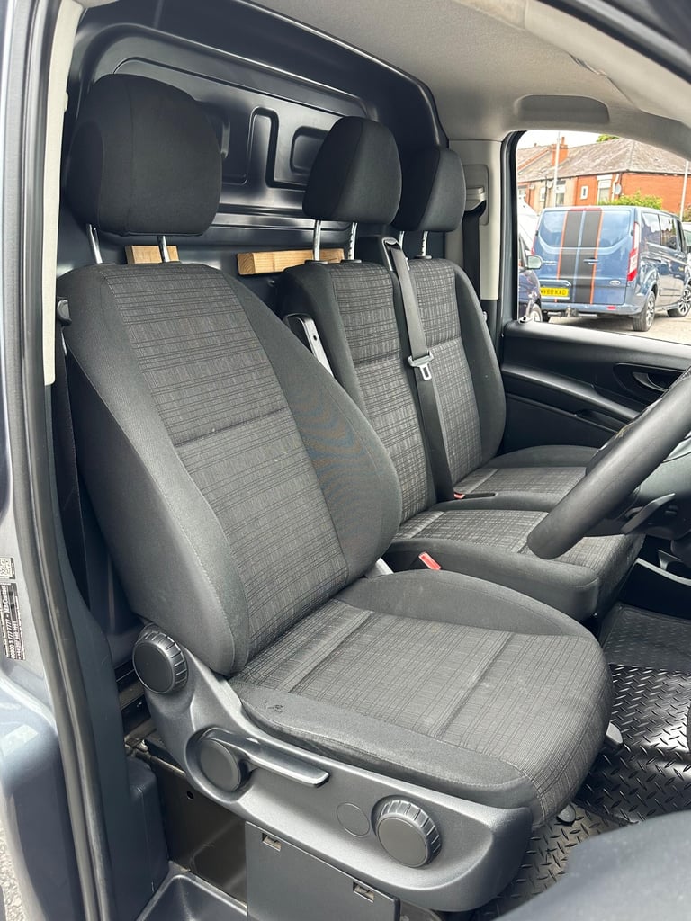 2017 Mercedes-Benz Vito 2.1 116 CDI BlueTEC Sport G-Tronic+ RWD L2 Euro 6 (s/s) 5dr PANEL VAN Die...