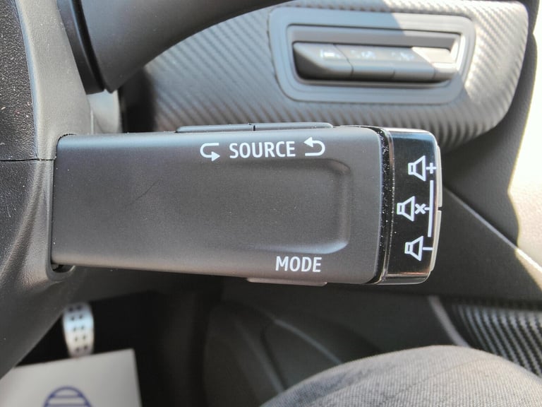 2022 Renault Captur 1.6 E-Tech full hybrid 145 Engineered 5dr Auto Hatchback Hybrid Automatic