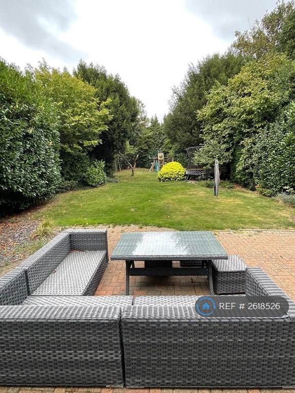 6 bedroom house in Cheyne Walk, Croydon, CR0 (6 bed) (#2618526)