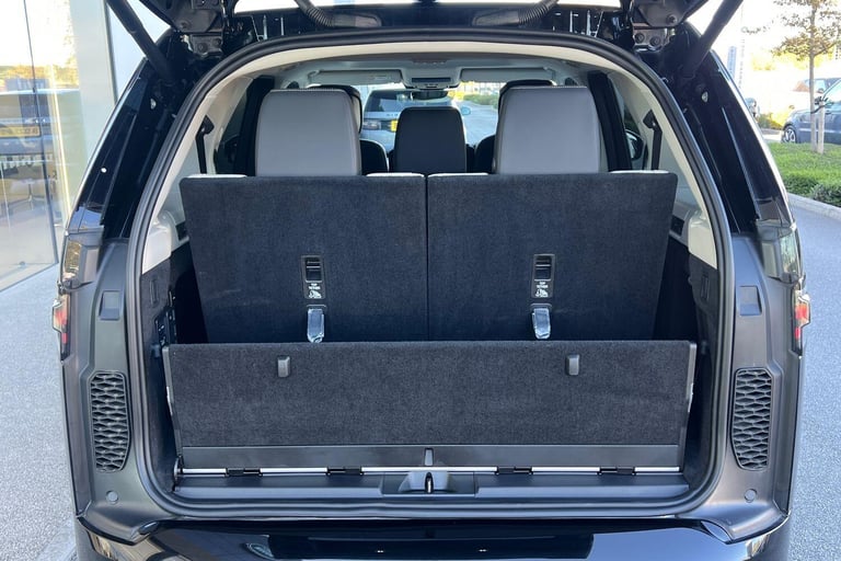 2024 Land Rover Discovery 3.0 D350 MHEV Dynamic HSE SUV 5dr Diesel Auto 4WD Euro 6 (s/s) (350 ps)...