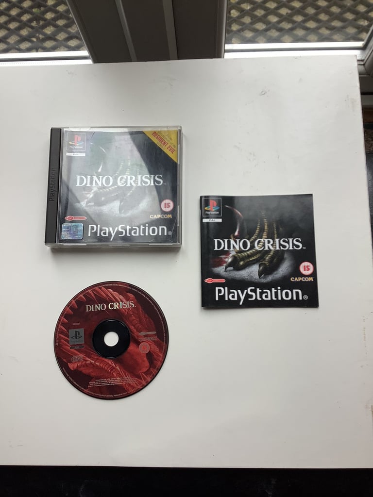 PlayStation one game Dino crisis 