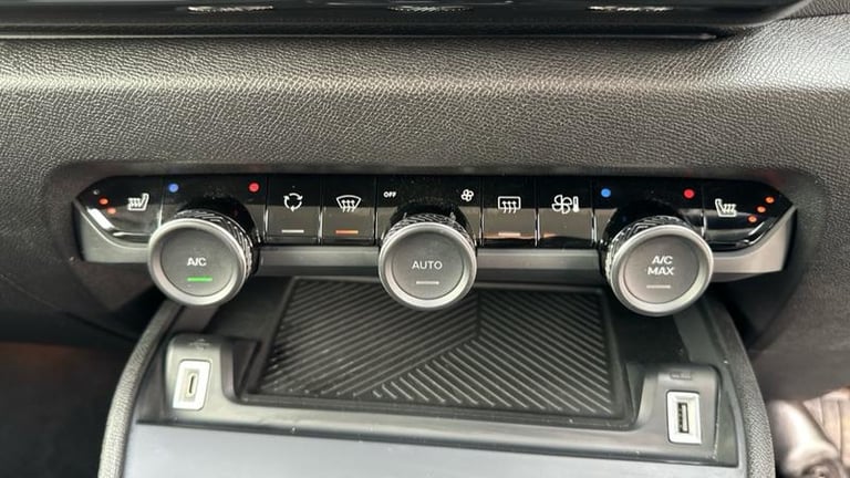2024 Citroen C4 1.2 PureTech MHEV MAX Hatchback 5dr Petrol Hybrid e-DSC Euro 6 (s/s) (136 p Hatch...