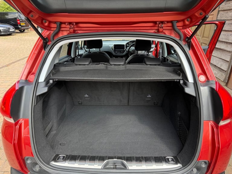 2015 Peugeot 2008 1.6 e-HDi Allure EGC Euro 5 (s/s) 5dr HATCHBACK Diesel Automatic