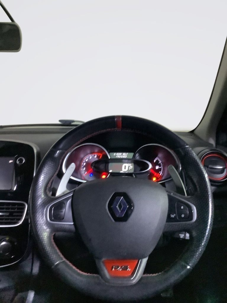 2018 Renault Clio 1.6 TCe Renaultsport Nav Hatchback 5dr Petrol EDC Euro 6 (200 ps) Hatchback Pet...