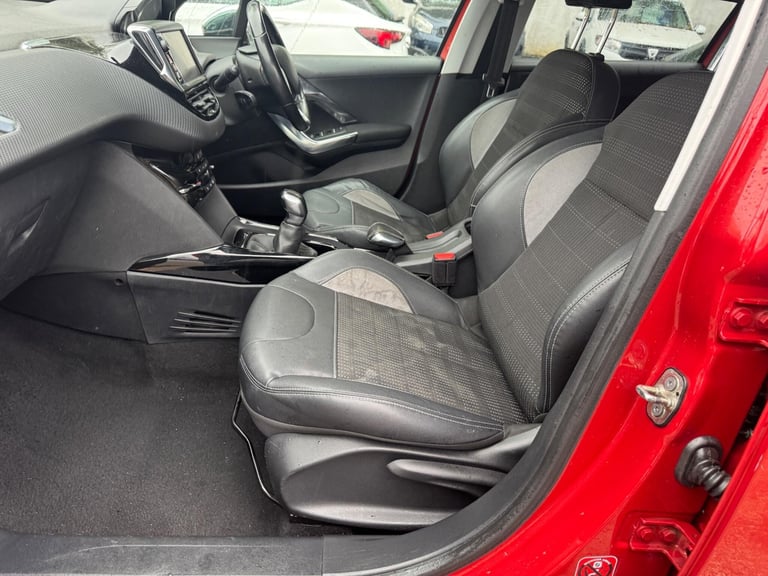 2015 Peugeot 2008 1.6 e-HDi Allure Euro 5 (s/s) 5dr HATCHBACK Diesel Manual