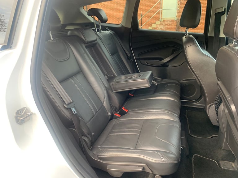 FORD KUGA  1.6t  ECOBOOST  TITANIUM X  IN VGC  NEW SERVICE NEW MOT WARRANTY GIVEN