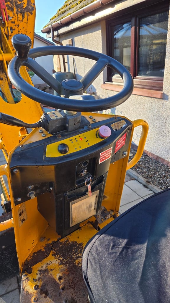 Thwaites 1 Ton Dumper