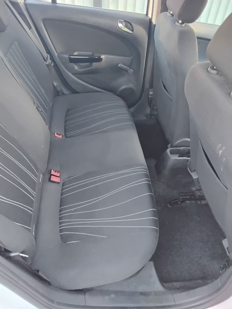 Vauxhall, CORSA, Hatchback, 2010, Manual, 1229 (cc),5 doors - Image 3